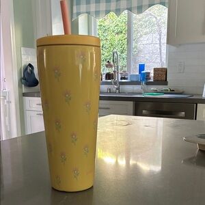 Yellow Floral Tumbler with Pink Straw